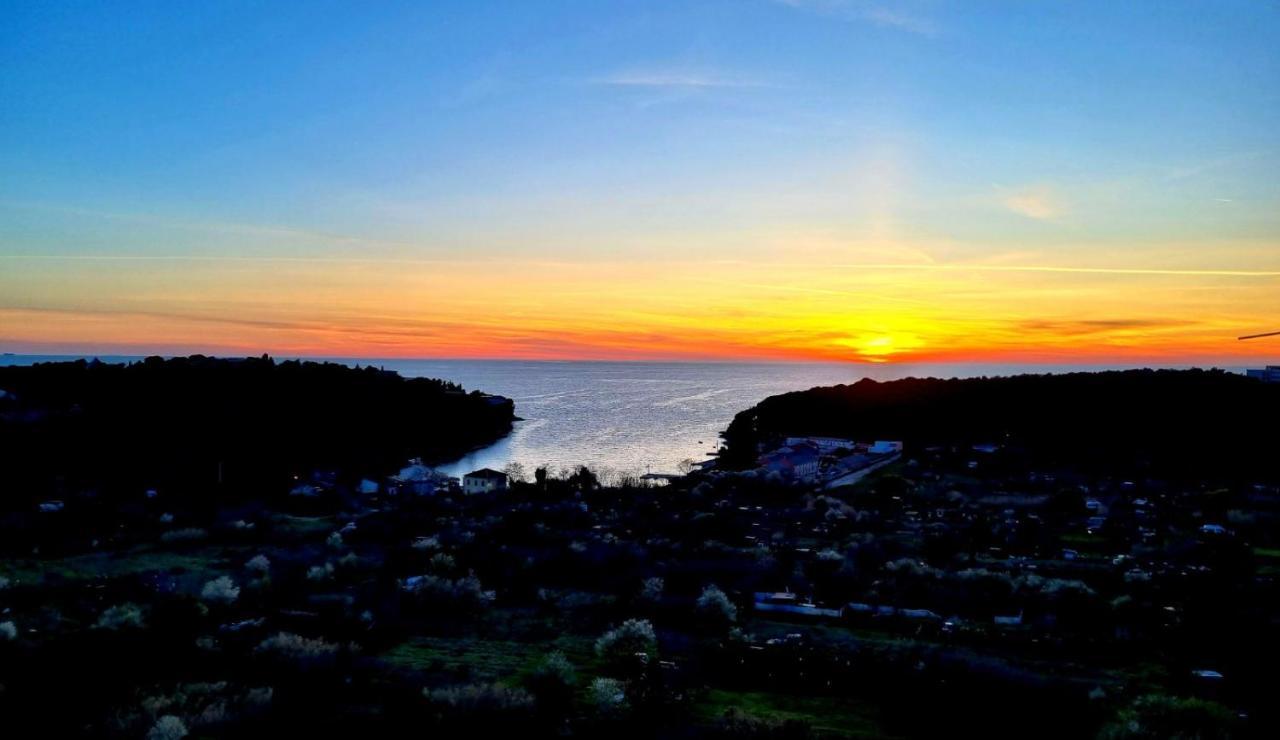 Tramonto Apartment Pula Ngoại thất bức ảnh